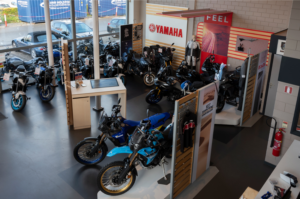 Showroom Den Haag | MotorCentrumWest