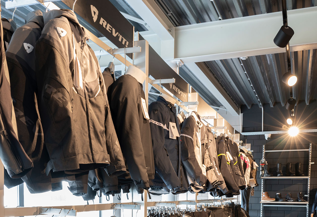 REV'IT motorjassen bij MotorCentrumWest